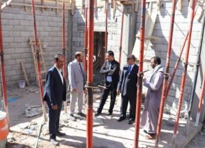 رئيس جامعة شبوة يدشن أعمال التشجير في الحرم الجامعي الجديد ويطلع على مستوى إنجاز كلية الطب مكتب الإعلام محافظة شبوة