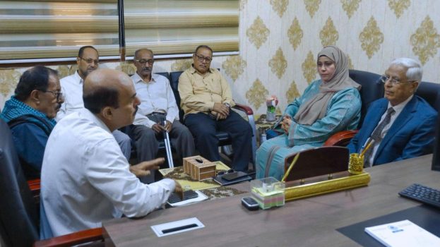 فريق الرقابة والتوجيه الرئاسي يطلع على سير العمل في منسقية الانتقالي بجامعة حضرموت