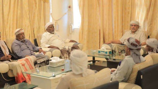 الكثيري يلتقي شيوخ وأعيان قبيلة آل نوبة والبحرية بوادي حضرموت
