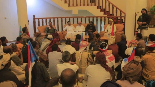 الكثيري يستقبل وفدًا من مديرية حريضة