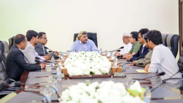 الرئيس الزُبيدي يطّلع على جهود تطبيع الأوضاع وتثبيت دعائم الاستقرار بالمهرة وسقطرى