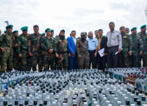 باشراف العميد الوالي.. إدارة مكافحة المخدرات بقوات الحزام الأمني تتلف (2795) قارورة وعلبة من الخمور المستوردة