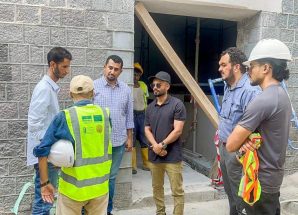 بن جرادي وأوليفيرا يتفقدان مشروع ترميم سينما برافين (أروى) وعدد من المنازل الأثرية