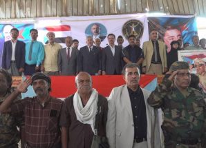 بحضور محافظ أبين ورئيس انتقالي المحافظة.. أبناء دلتا أبين يواصلون الاعتصام المفتوح للمطالبة بإعلان دولة الجنوب العربي