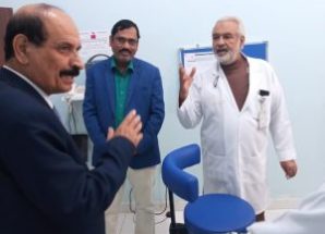 الوكيل الدغاري يتفقد هيئة مستشفى محمد بن زايد التعليمي ويشيد بالخدمات الطبية المقدمة للمواطنين