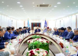 الرئيس الزُبيدي يرأس اجتماعًا مهمًا للقيادة التنفيذية العليا للمجلس الانتقالي الجنوبي