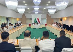 الوفد السعودي في المكلا يلتقي نشطاء من حزب الإصلاح وسط استياء قبلي حضرمي