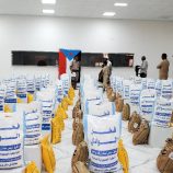 انتقالي سيئون يواصل لليوم الخامس توزيع السلال الغذائية للمواطنين والأسر المتعففة