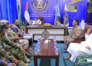 انتقالي وادي وصحراء حضرموت يبحث ترتيبات تعزيز الأمن والاستقرار وحماية المنشآت في المديريات