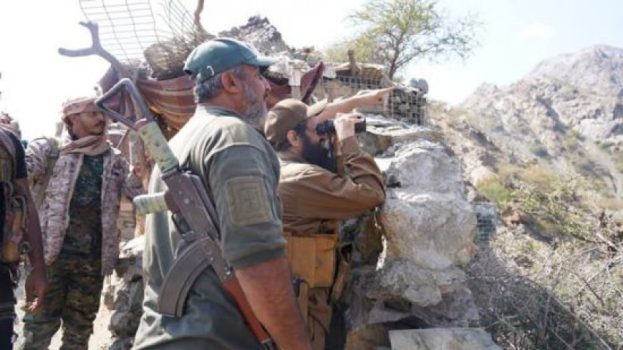 القائد العام للحزام الأمني يتفقد جاهزية القوات في جبهة ثرة