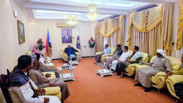 الكثيري يستقبل عددا من مقادمة ووجهاء قبيلة آل باجري