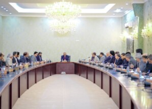 القيادة التنفيذية العليا تؤكد مواصلة جهود تنفيذ خطة الإصلاح والتعافي الاقتصادي