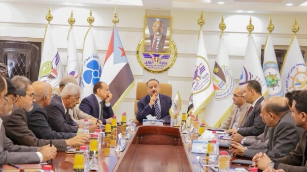 وزير النقل يعلن بأسم الوزارة والهيئات والمؤسسات والشركات التابعة لها تأييد كافة القرارات والخطوات التي اتخذها الرئيس القائد المناضل عيدروس بن قاسم الزبيدي