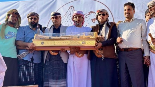 بدعم الشيخ محمد بن زايد ورعاية المحافظ بن الوزير… شبوة تختتم مهرجان محمد بن زايد لسباقات الهجن